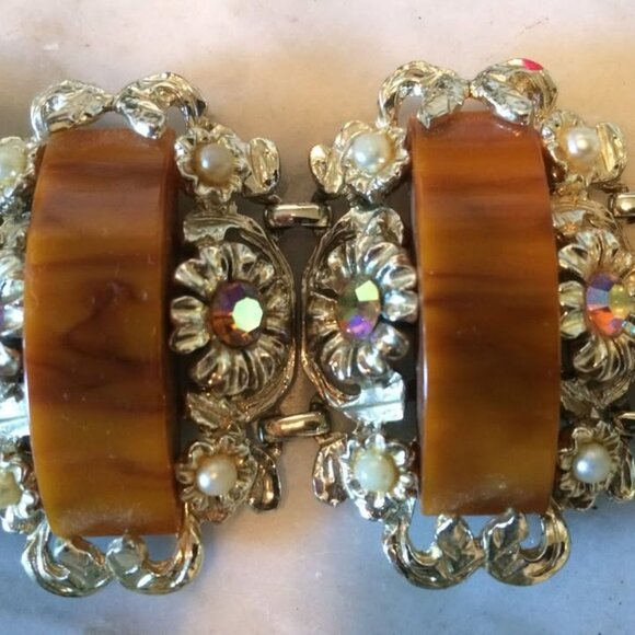 VTG RARE ELSA SCHIAPARELLI ? statement piece chunky BAKELITE rhinestone bracelet - Picture 3 of 5